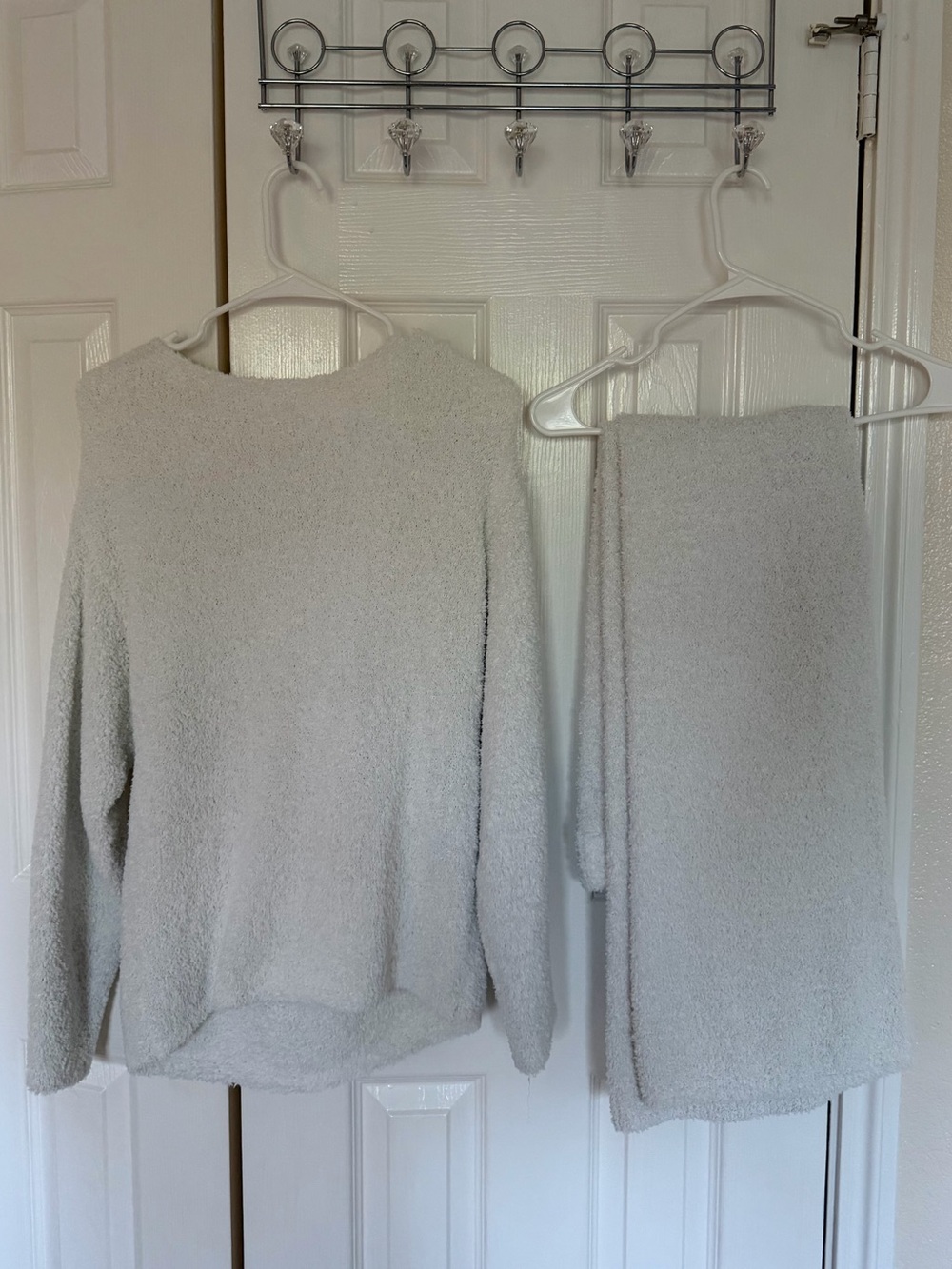 White Fleece Matching Set - Picture 3 of 4
